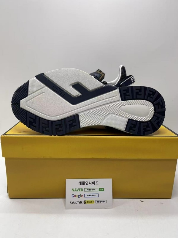 26c61757856351dd307ba5aef3e731d5_1759208723_0734.jpg