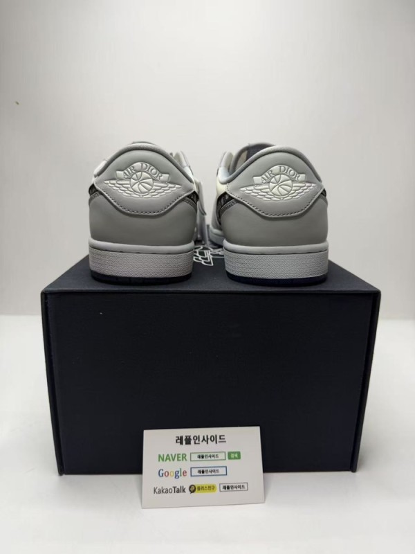 레플리카 명품 [AIR JORDAN] 에어조던1 레트로 로우 OG x 디올 DIOR CN8608-002 남녀공용 (PK공장) - 디테일 실사 4