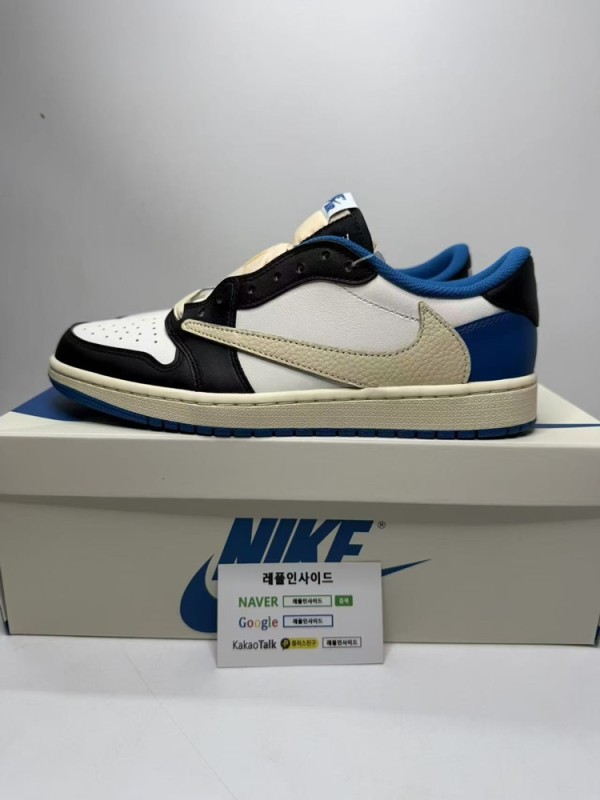 레플리카 명품 [AIR JORDAN] 트래비스 스캇 x 프라그먼트 x 에어조던1 로우 DM7866-140 남녀공용 (OG공장) - 옆면 실사 2