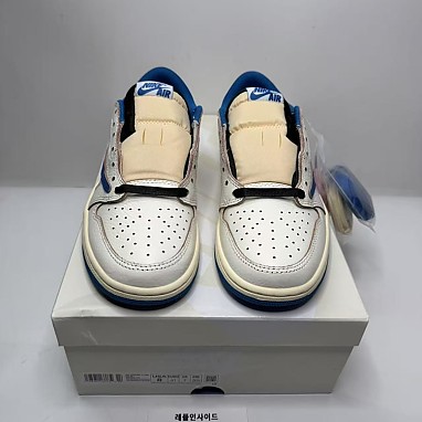 [AIR JORDAN] 트래비스 스캇 x 프라그먼트 x 에어조던1 로우 밀리터리 블루 DM7866-104 남녀공용 (OG공장) 실사