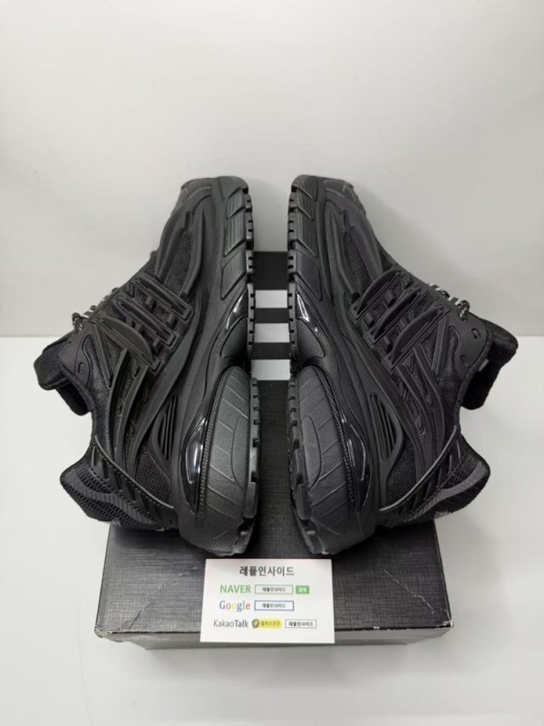 레플리카 명품 [ADIDAS] 아디다스 x 퍼렐 윌리엄스 아디스타 젤리피쉬 트리플 블랙 JP9264 남녀공용 디테일 실사! - 소재 실사 6