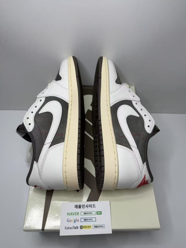 레플리카 명품 [AIR JORDAN] 트래비스 스캇 x 에어조던1 로우 리버스 모카 DM7866-162 남녀공용 (OG공장) 실사 디테일! - 포장 실사 7