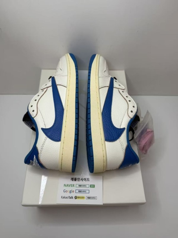 레플리카 명품 [AIR JORDAN] 트래비스 스캇 x 프라그먼트 x 에어조던1 로우 밀리터리 블루 DM7866-104 남녀공용 (OG공장) 실사 디테일! - 라벨 실사 8