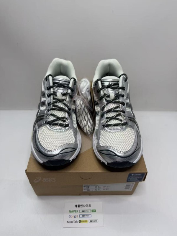 레플리카 명품 [ASICS] KITH x 젤 카야노 14 크림 스카라브 1203A566-100 남성용 (ZH공장) - 앞면 실사 1