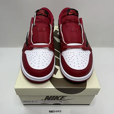 [AIR JORDAN] 트래비스 스캇 x 에어조던1 로우 OG 시카고 DM7866-101 남녀공용 (X공장) 실사