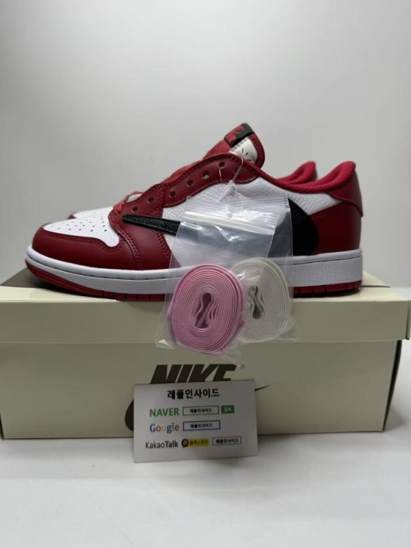 레플리카 명품 [AIR JORDAN] 트래비스 스캇 x 에어조던1 로우 OG 시카고 DM7866-101 남녀공용 (X공장) - 디테일 실사 4