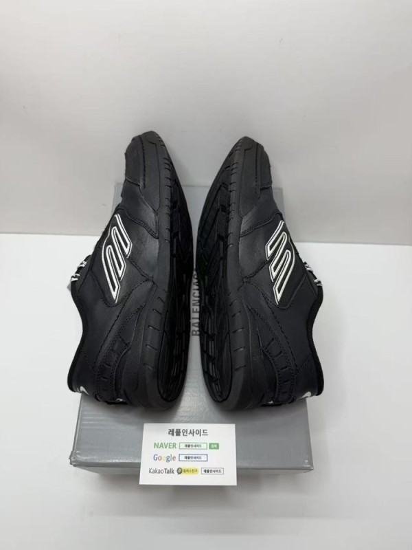 레플리카 명품 [BALENCIAGA] 발렌시아가 햄튼스 원 아웃 스니커즈 남녀공용 실사 디테일! - 소재 실사 6
