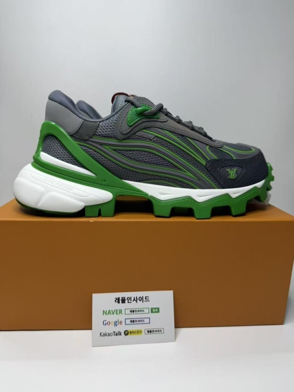 레플리카 명품 [LOUIS VUITTON] 루이비통 LV 서밋 스니커즈 남성용 디테일 실사! - 뒷면 실사 3