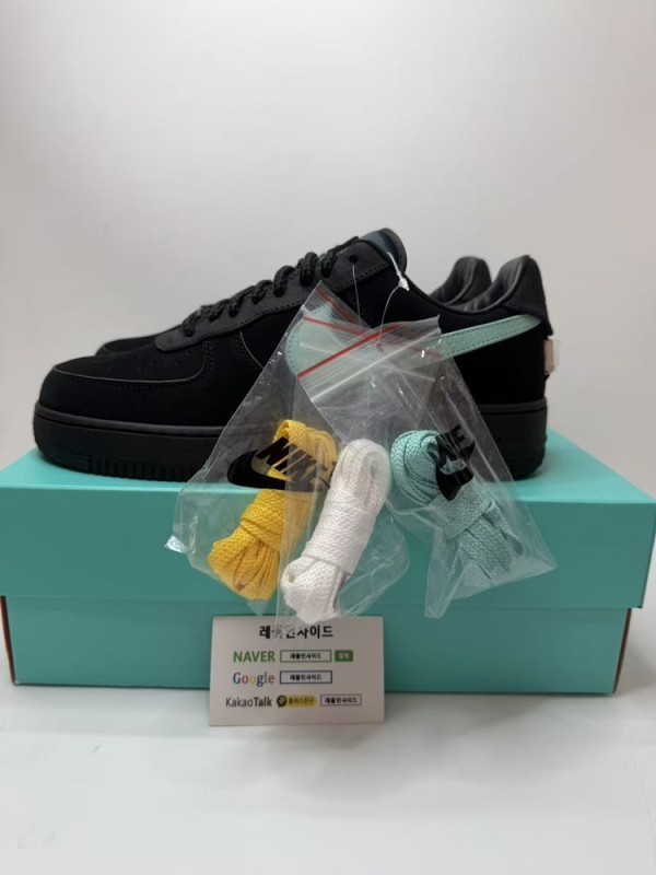 레플리카 명품 [NIKE] 나이키 에어포스1 x 티파니앤코 Tiffany & Co 1837 DZ1382-001 남녀공용 실사 디테일! - 디테일 실사 4