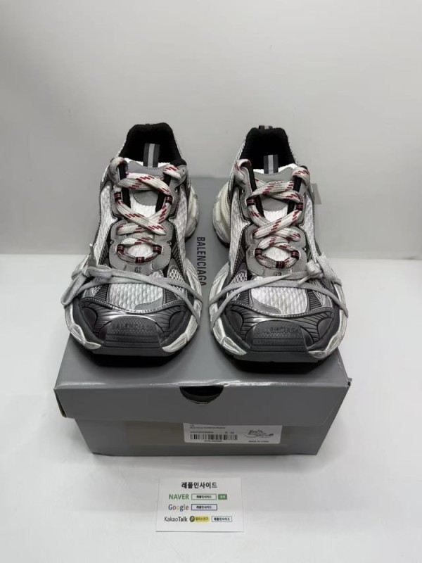 레플리카 명품 [BALENCIAGA] 발렌시아가 3XL 그레이 레드 남녀공용 (ZH공장) - 앞면 실사 1