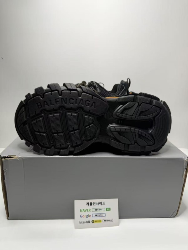 레플리카 명품 [BALENCIAGA] 발렌시아가 트랙 트레일 레이스 블랙 남녀공용 디테일 실사! - 로고 실사 5