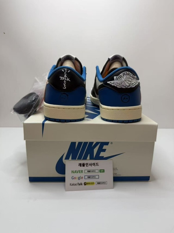 레플리카 명품 [AIR JORDAN] 트래비스 스캇 x 프라그먼트 x 에어조던1 로우 DM7866-140 남녀공용 (OG공장) 실사 디테일! - 로고 실사 5