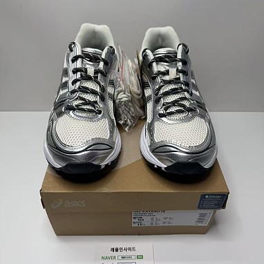 [ASICS] KITH x 젤 카야노 14 크림 스카라브 1203A566-100 남성용 (ZH공장) 실사