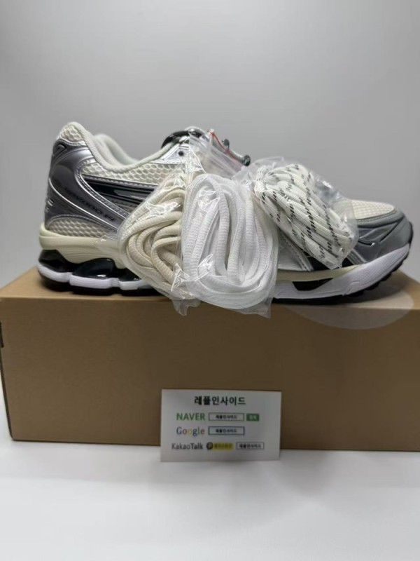 레플리카 명품 [ASICS] KITH x 젤 카야노 14 크림 스카라브 1203A566-100 남성용 (ZH공장) - 디테일 실사 4