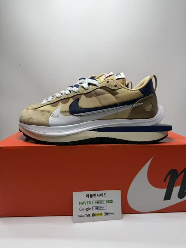 레플리카 명품 [NIKE] 나이키 X 사카이 베이퍼와플 세서미 앤 보이드 DD1875-200 남녀공용 (PK공장) 실사 디테일! - 옆면 실사 2