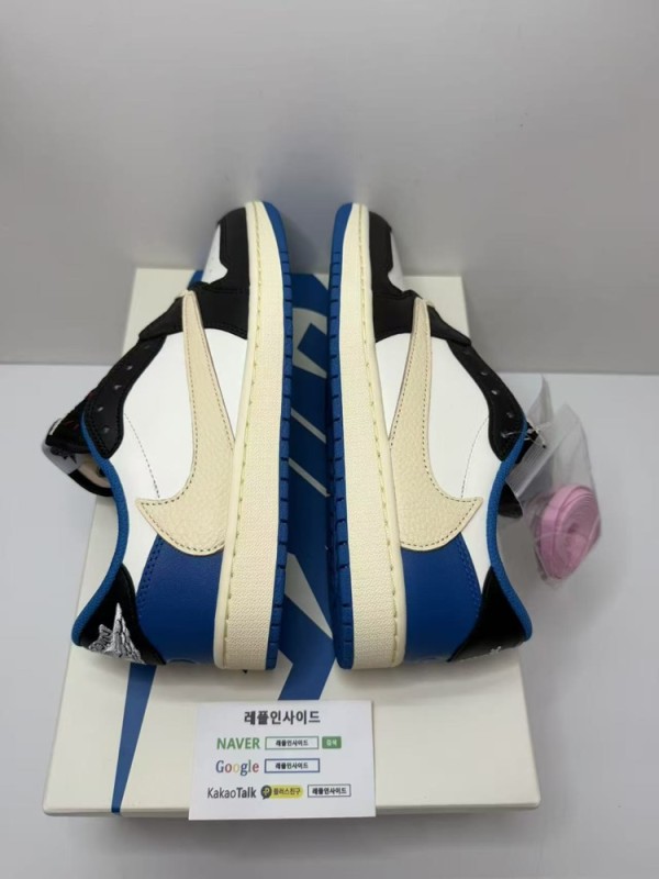레플리카 명품 [AIR JORDAN] 트래비스 스캇 x 프라그먼트 x 에어조던1 로우 DM7866-140 남녀공용 (OG공장) 실사 디테일! - 포장 실사 7