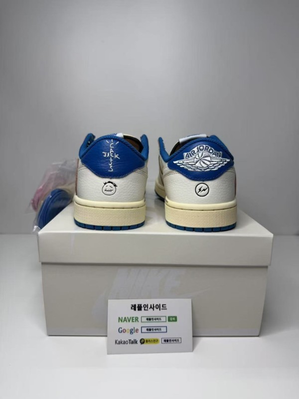레플리카 명품 [AIR JORDAN] 트래비스 스캇 x 프라그먼트 x 에어조던1 로우 밀리터리 블루 DM7866-104 남녀공용 (LJR공장) - 로고 실사 5