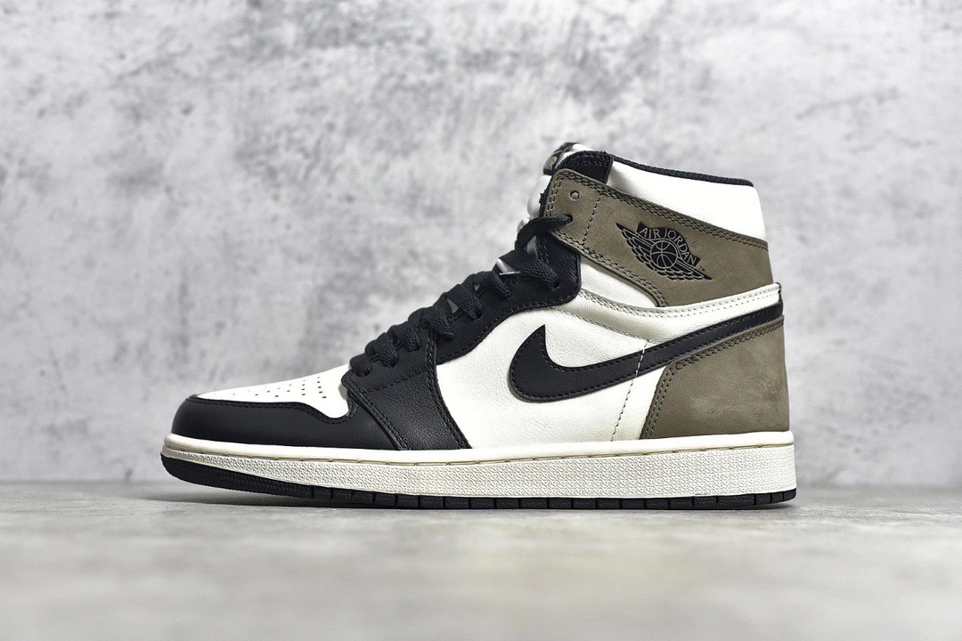[AIR JORDAN] 에어조던1 레트로 하이 OG 다크 모카 555088-105 남녀공용 (PK공장)