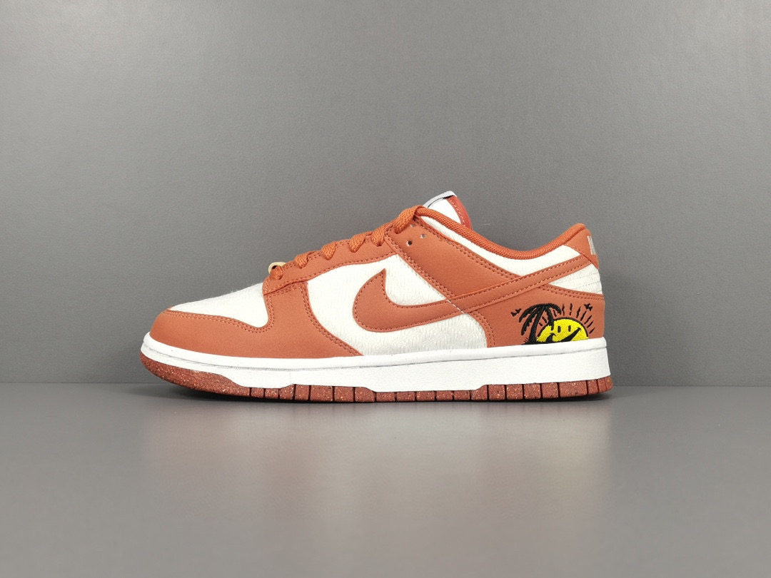 [NIKE] 나이키 덩크 로우 SE 썬클럽 브라운 선라이즈 DR5475-100 남녀공용
