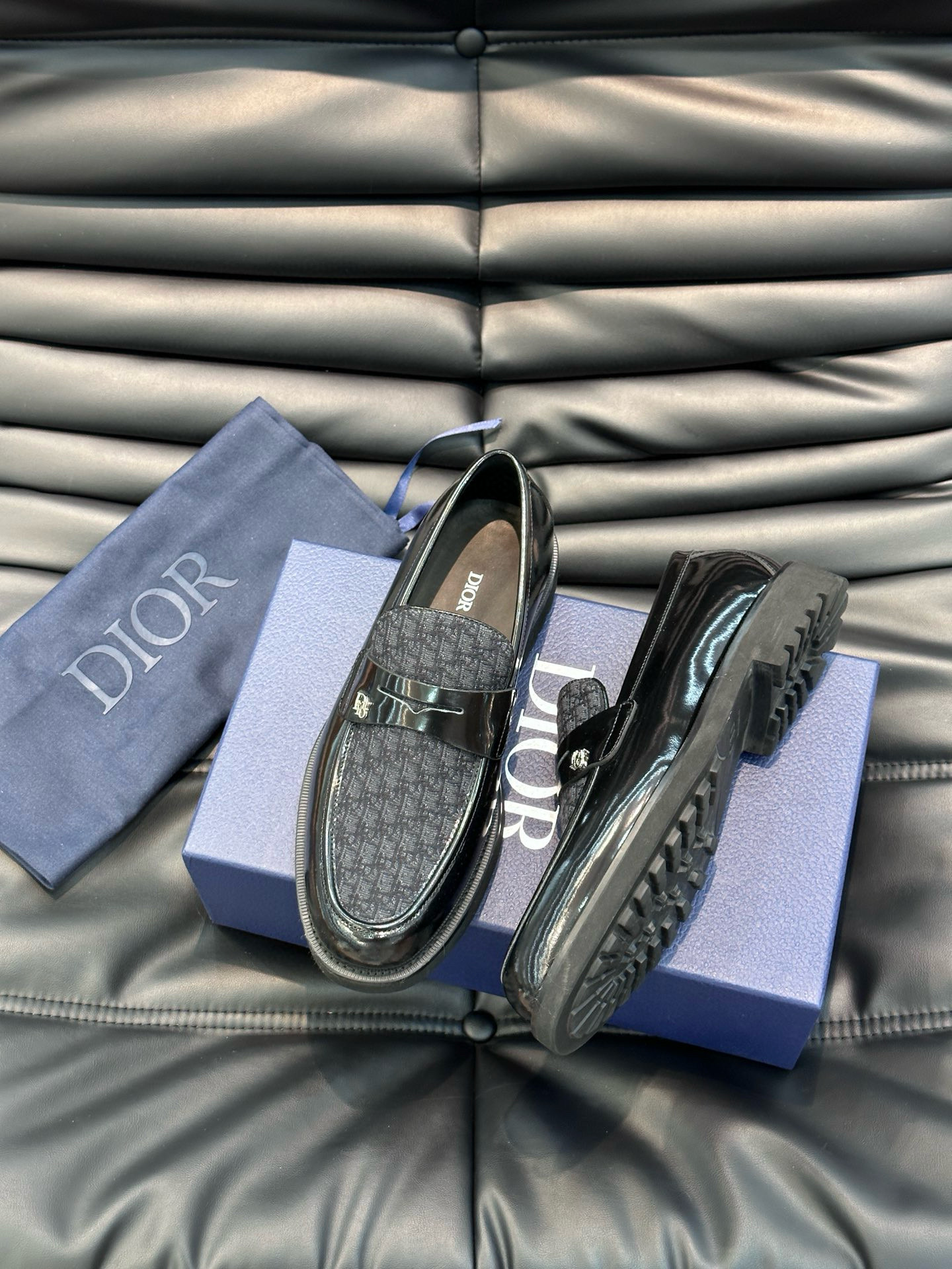 [DIOR] 디올 래더 로퍼 남성용
