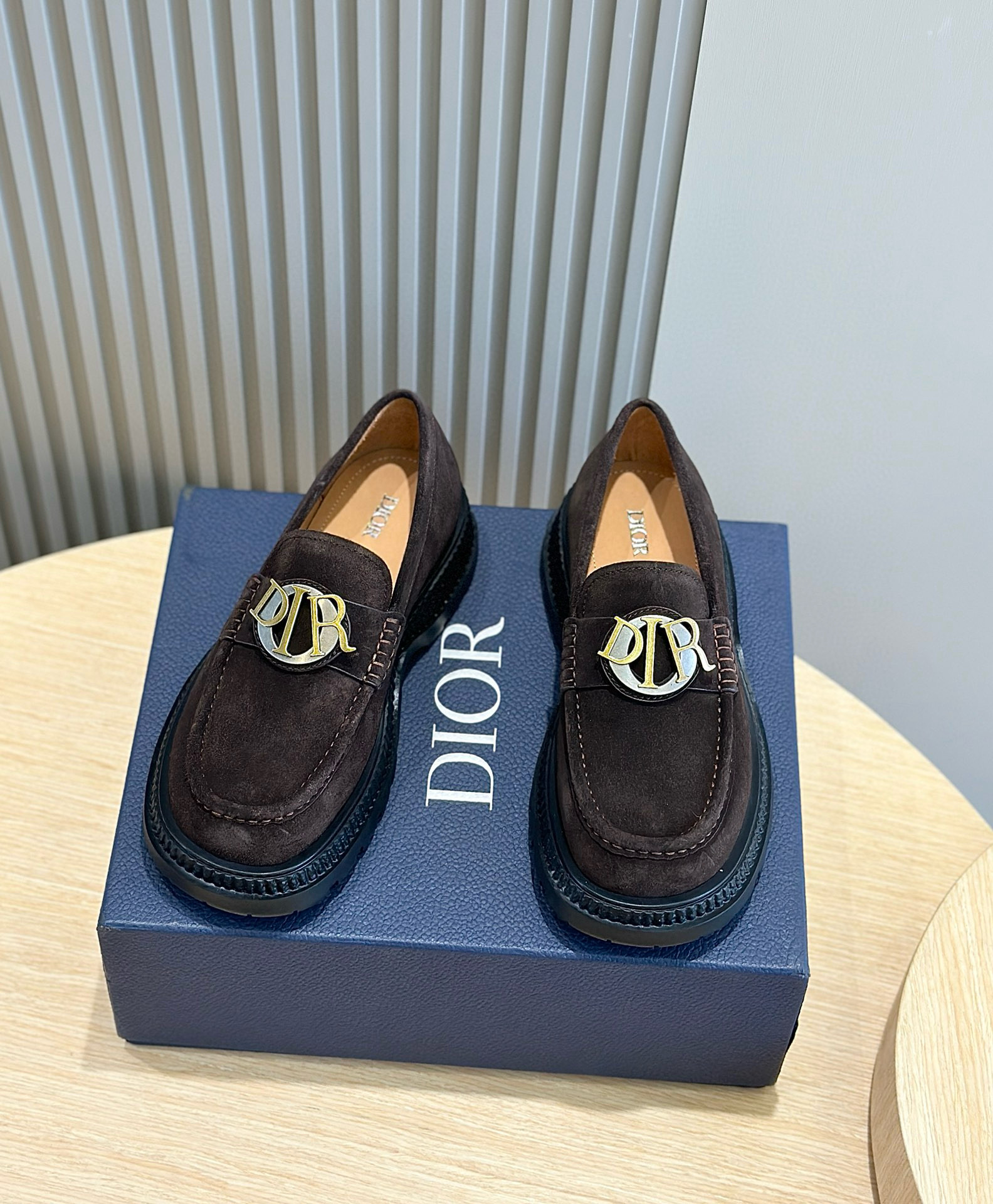 [DIOR] 디올 버팔로 로퍼 남성용