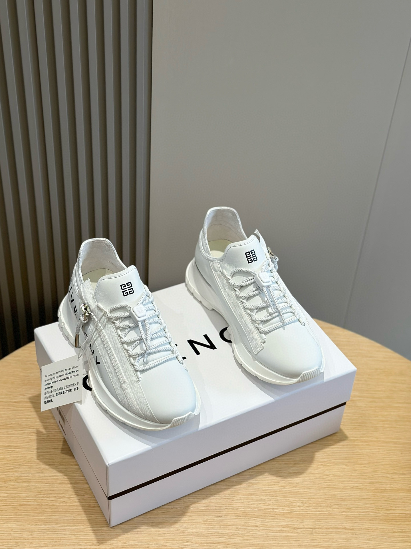 [GIVENCHY] 지방시 스펙터 지퍼 러너 스니커즈 남성용