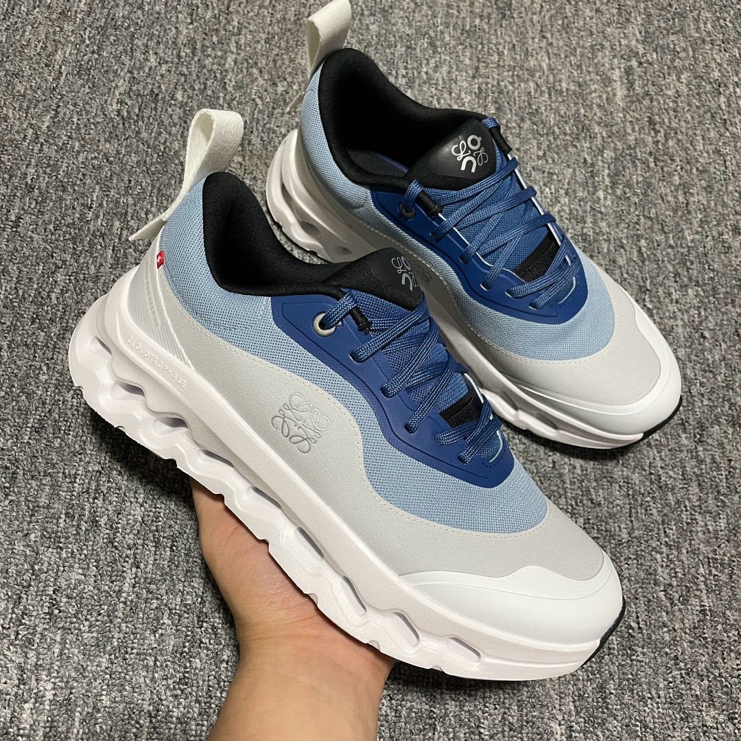 [On Running] 온 러닝 x 로에베 클라우드틸트 2.0 남녀공용