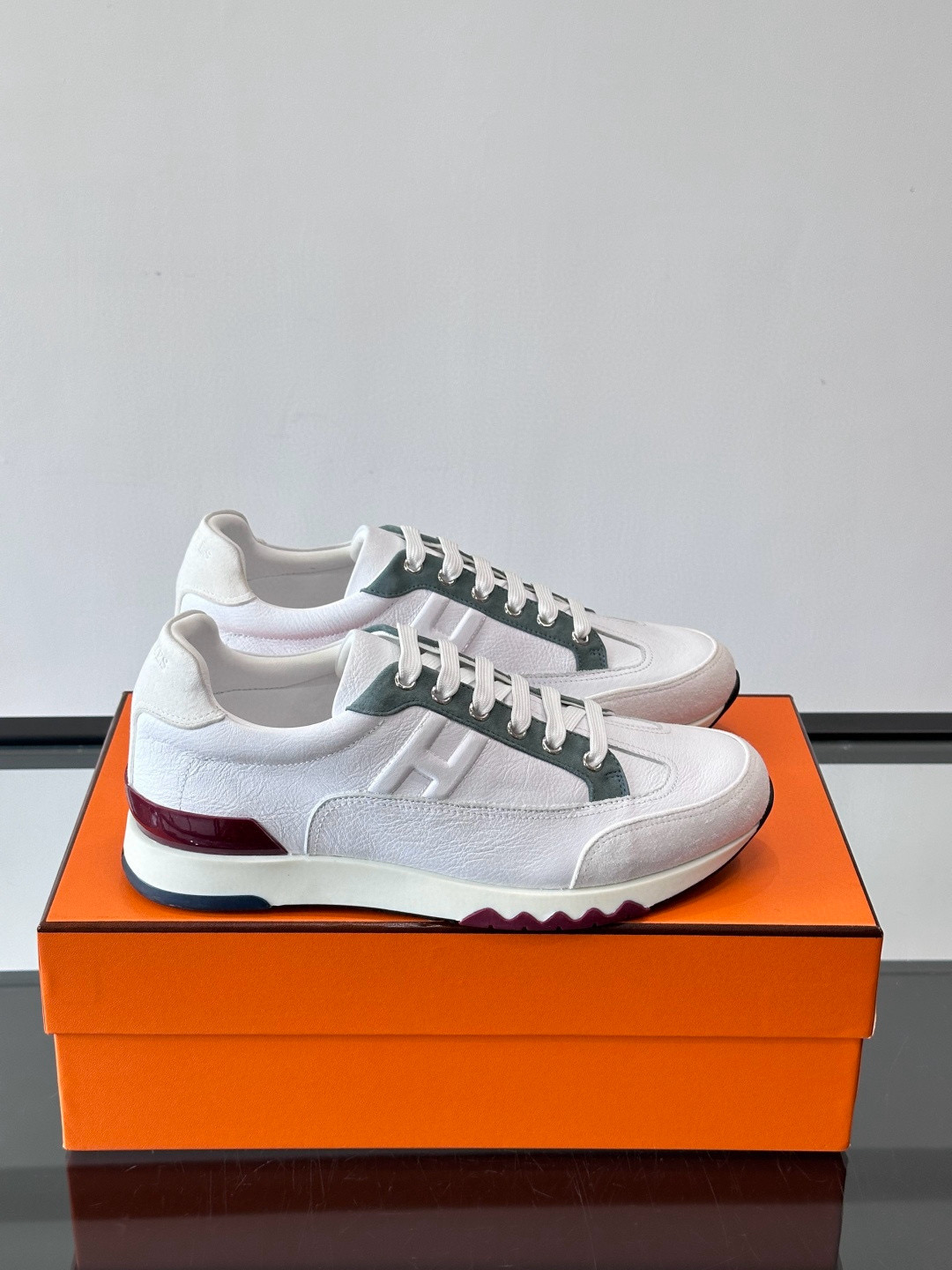 [HERMES] 에르메스 트레일 스니커즈 남성용