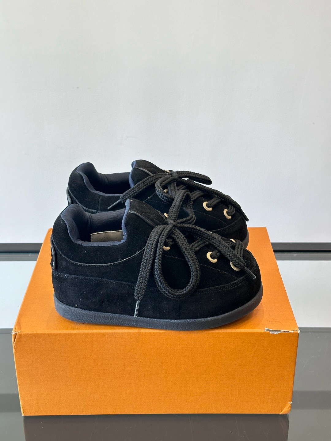 [LOUIS VUITTON] 루이비통 x 니고 LV 예티 레이스 업 슈즈 남녀공용