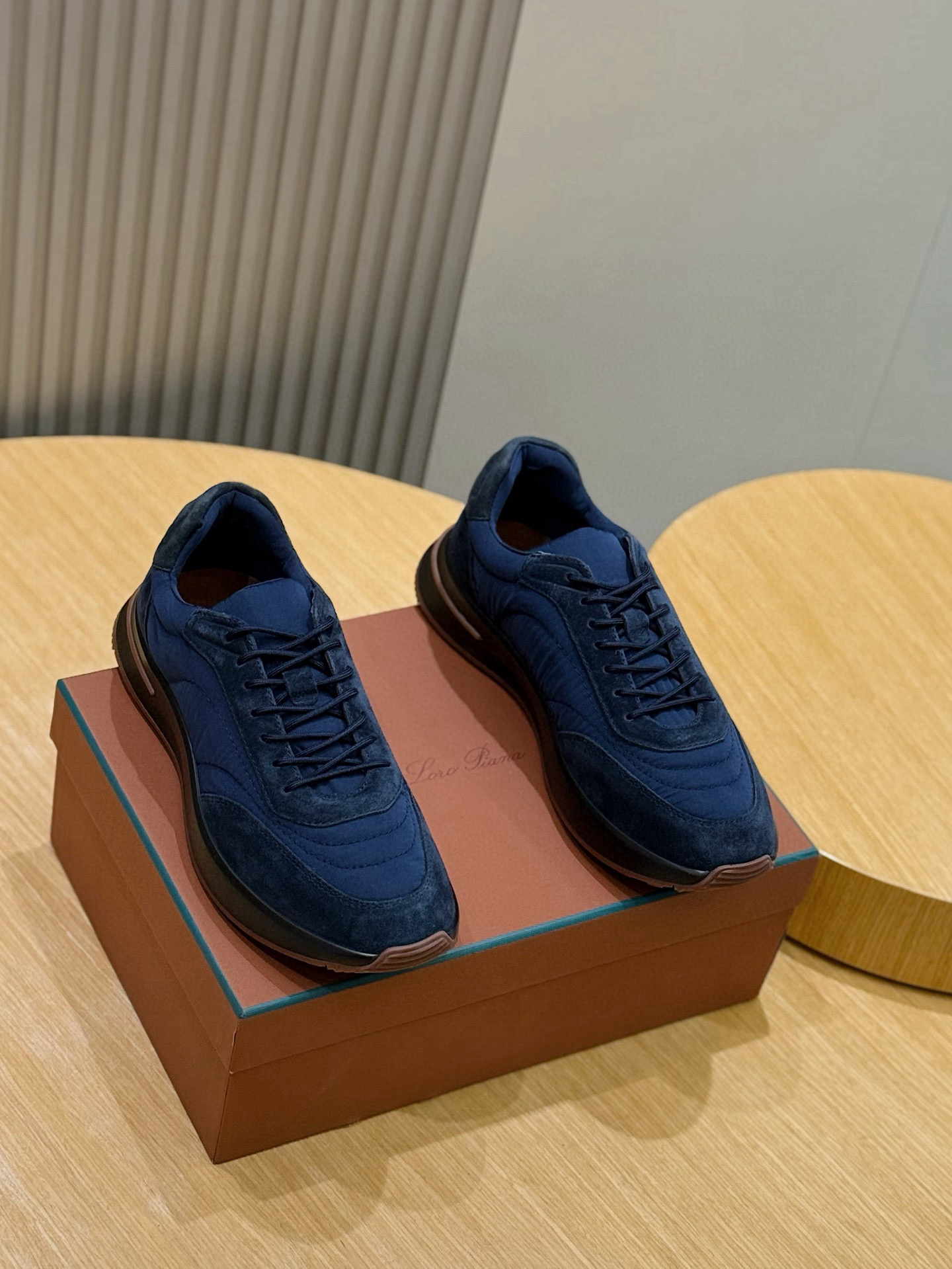 [Loro Piana] 로로피아나 위크앤드 워크 스니커즈 남성용