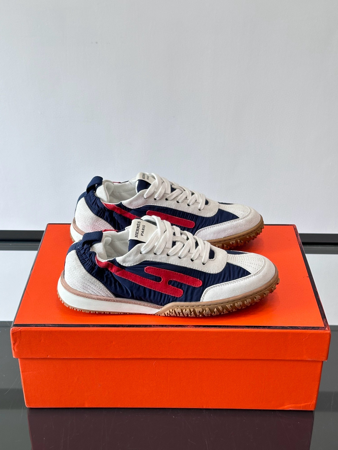[HERMES] 에르메스 제트 JET 스니커즈 남녀공용