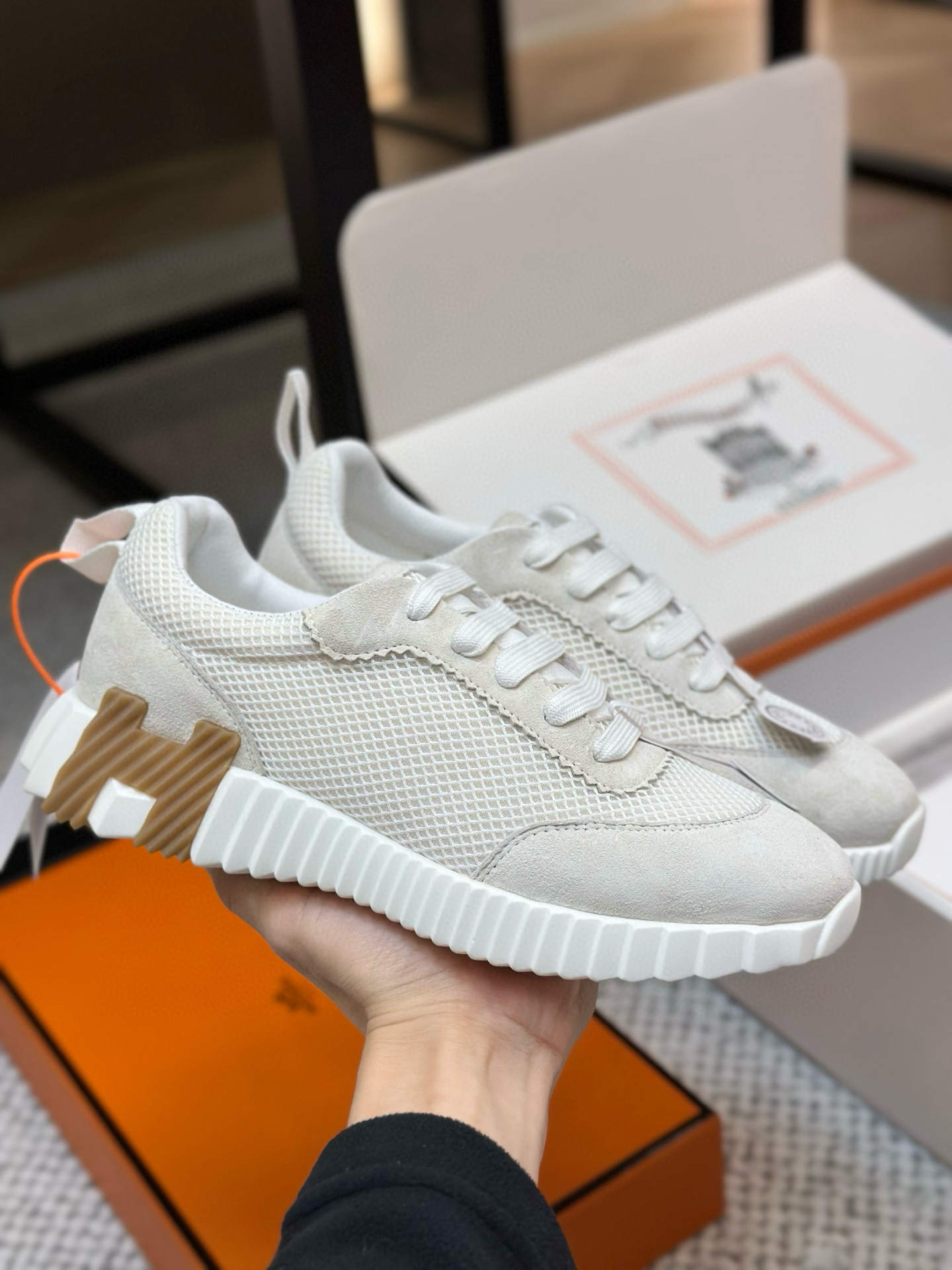 [HERMES] 에르메스 바운싱 스니커즈 남녀공용