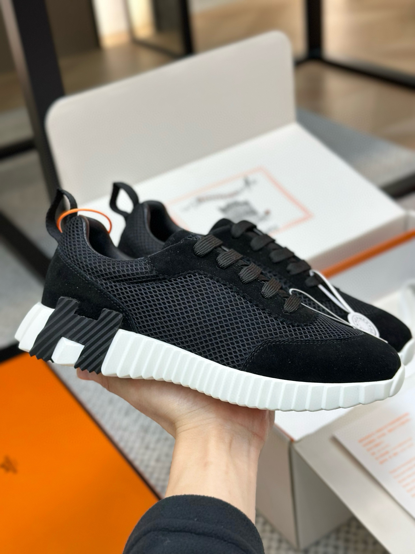 [HERMES] 에르메스 바운싱 스니커즈 남녀공용