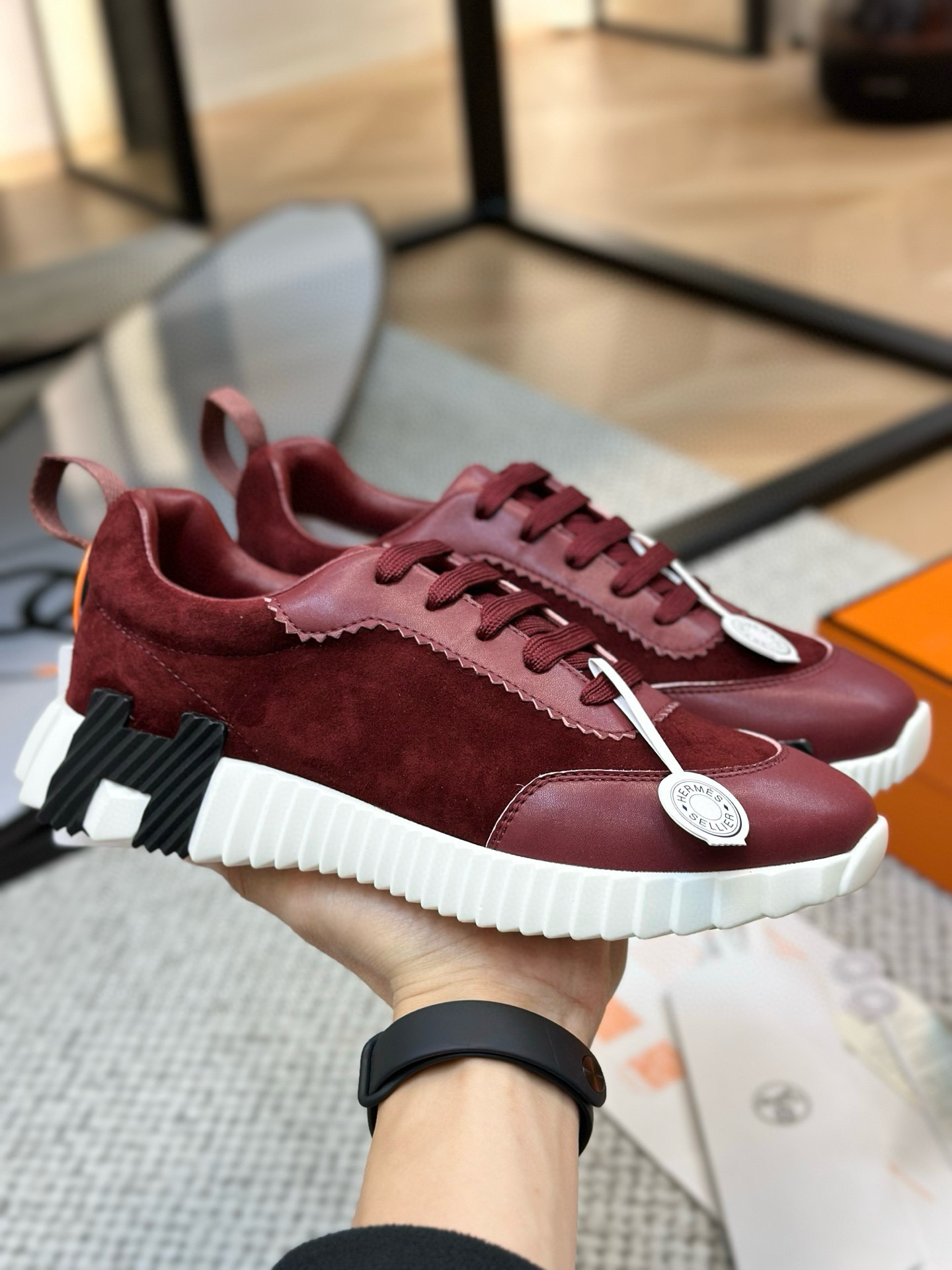 [HERMES] 에르메스 바운싱 스니커즈 남녀공용