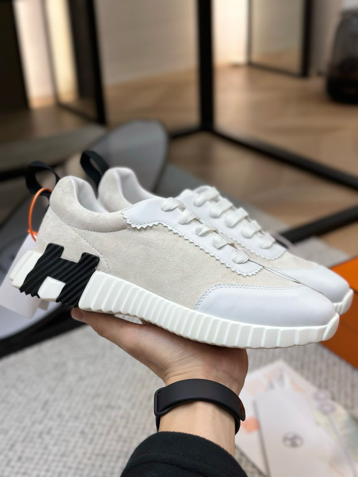 [HERMES] 에르메스 바운싱 스니커즈 남녀공용