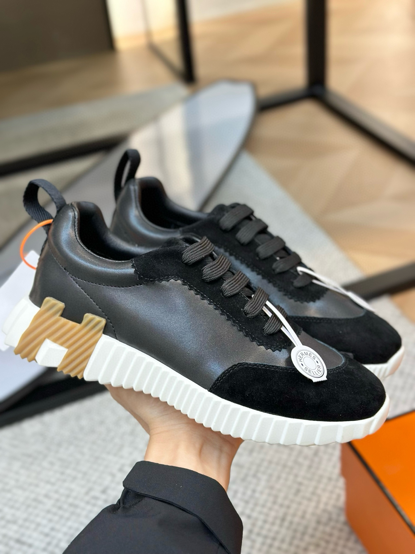 [HERMES] 에르메스 바운싱 스니커즈 남녀공용