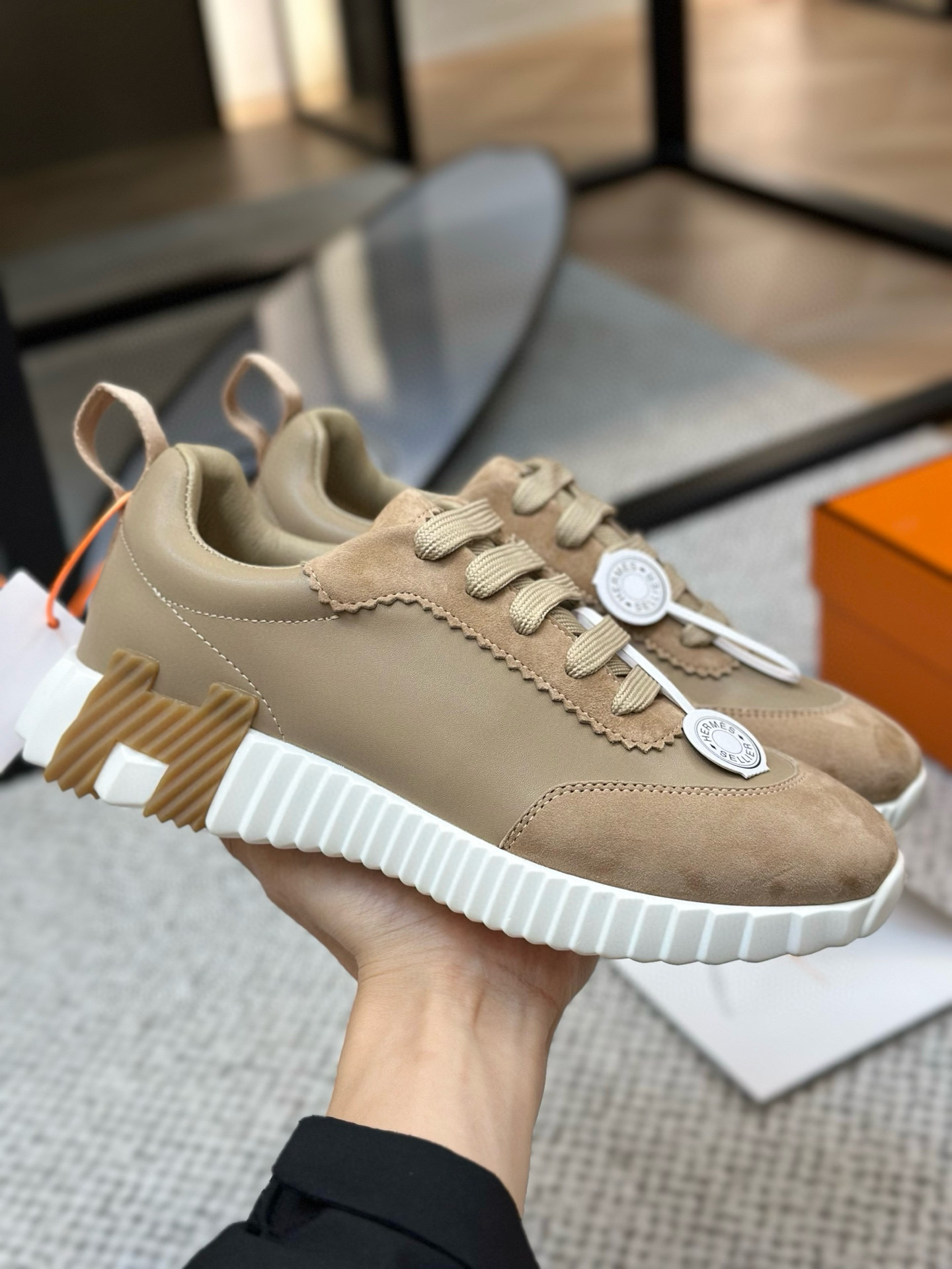 [HERMES] 에르메스 바운싱 스니커즈 남녀공용