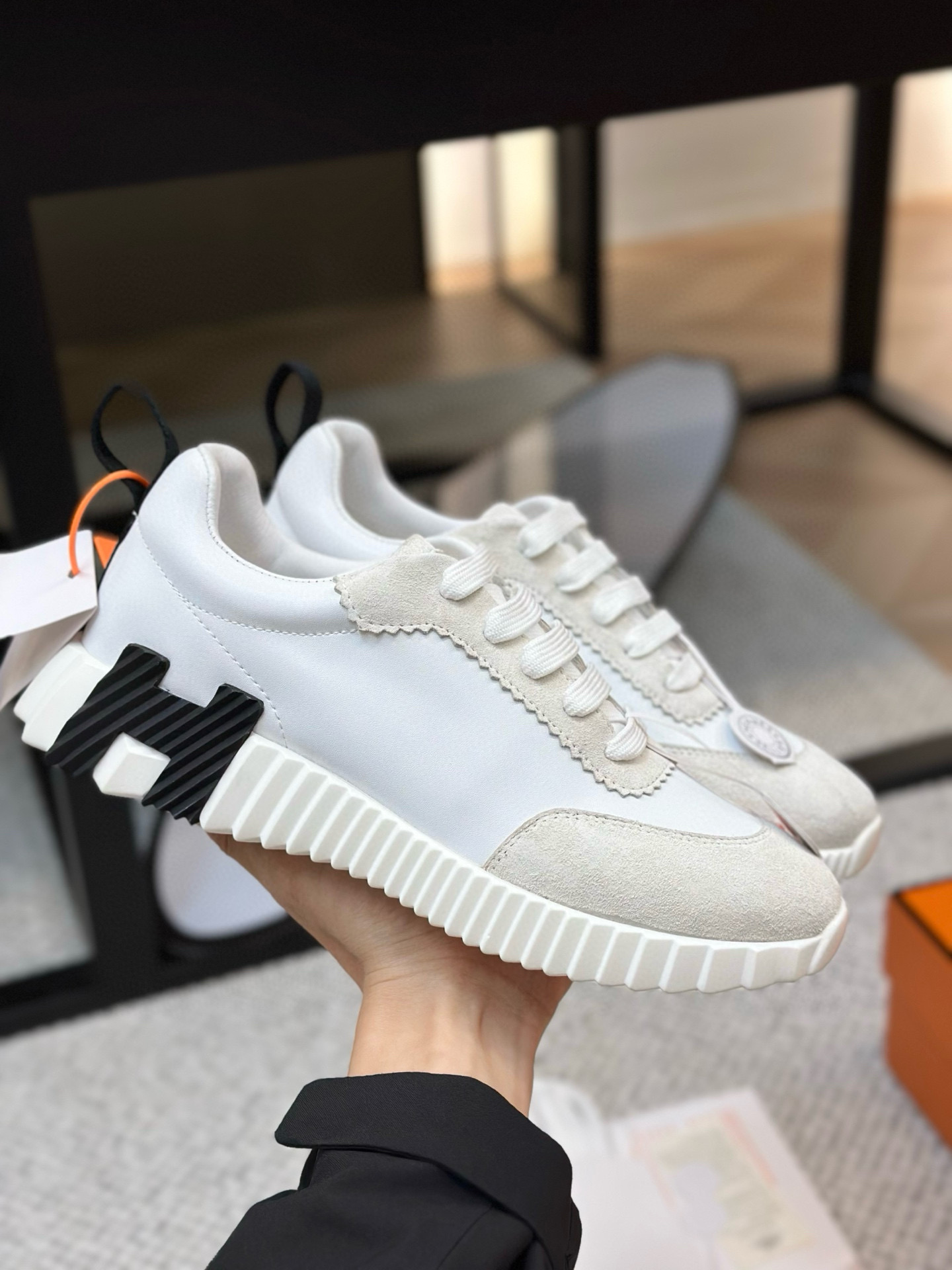 [HERMES] 에르메스 바운싱 스니커즈 남녀공용