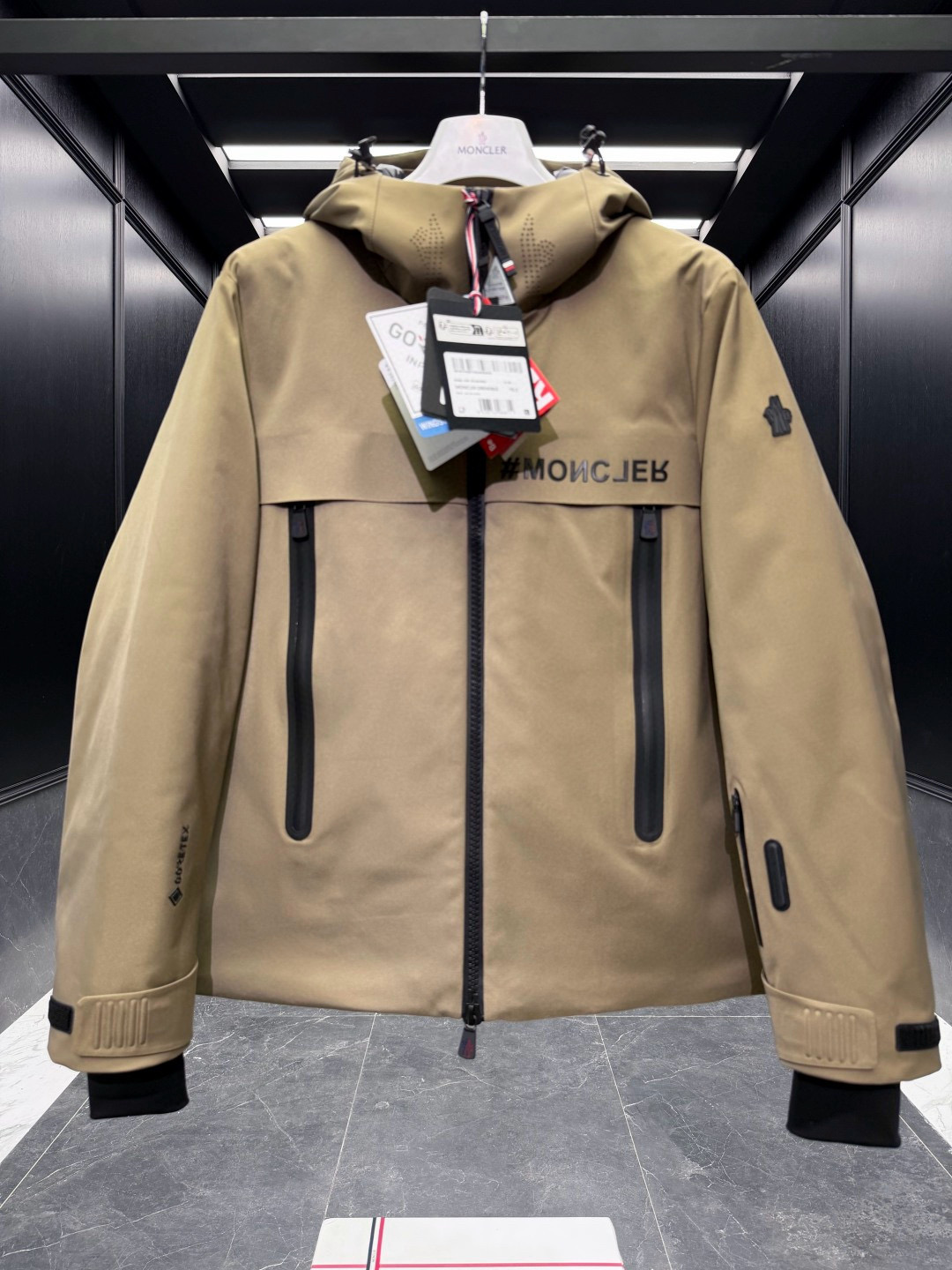 [MONCLER] 몽클레어 그르노블 GRENOBLE 고어텍스 패딩 남성용