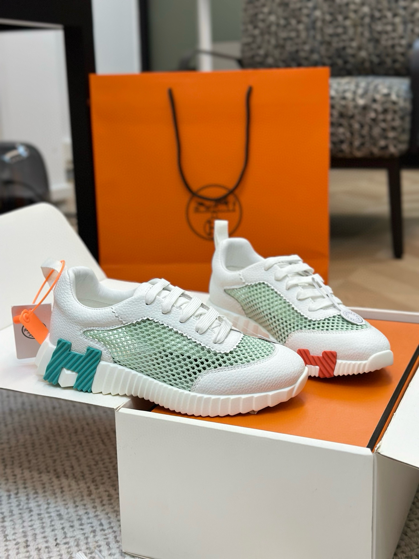 [HERMES] 에르메스 바운싱 스니커즈 남녀공용