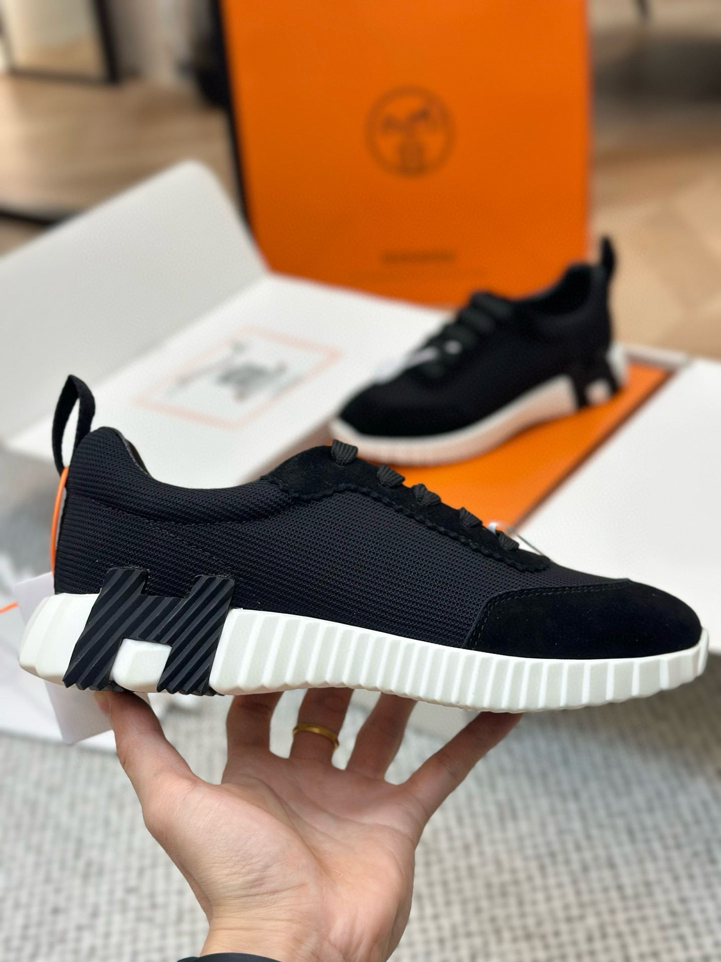 [HERMES] 에르메스 바운싱 스니커즈 남녀공용