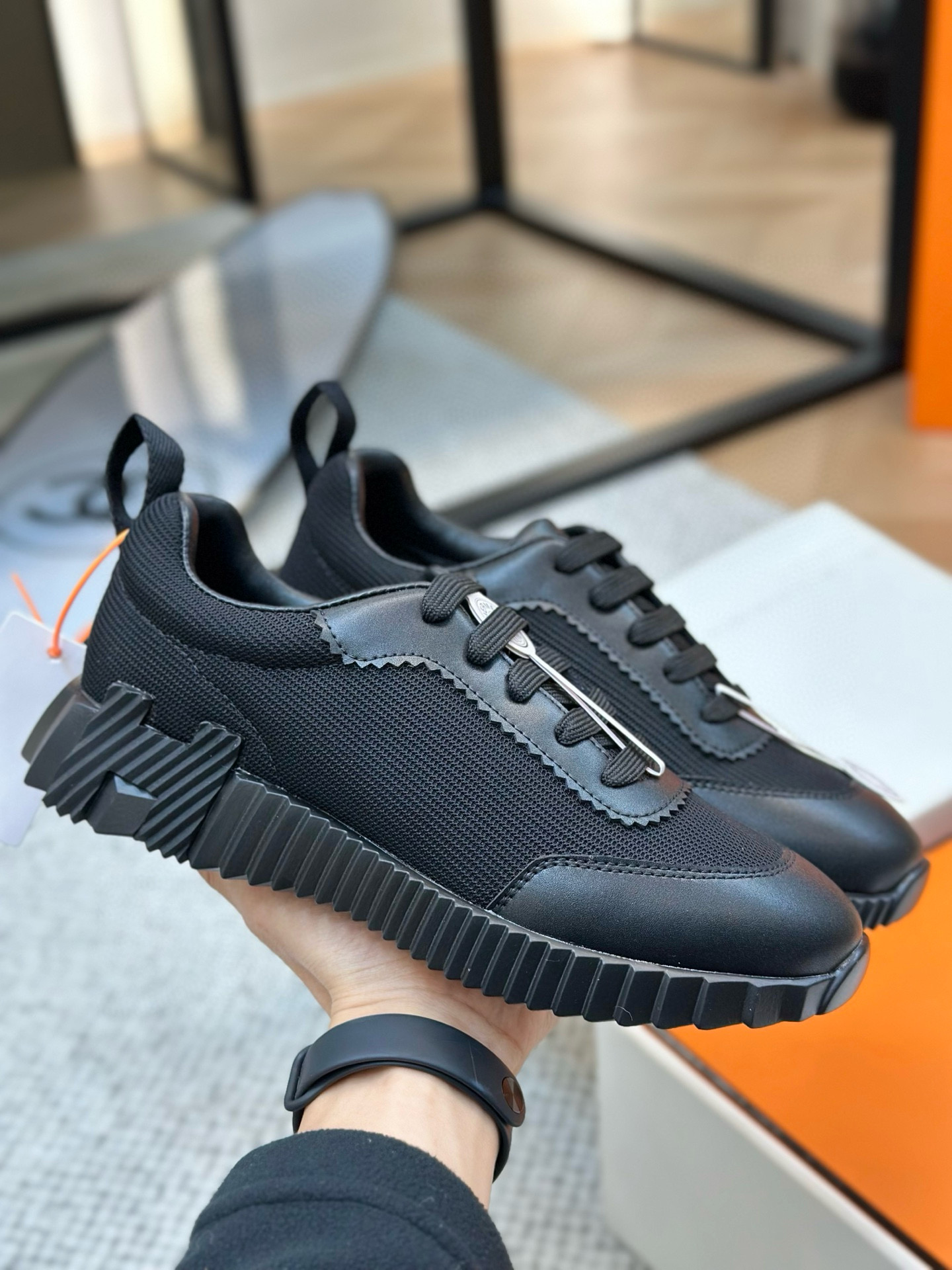 [HERMES] 에르메스 바운싱 스니커즈 남녀공용