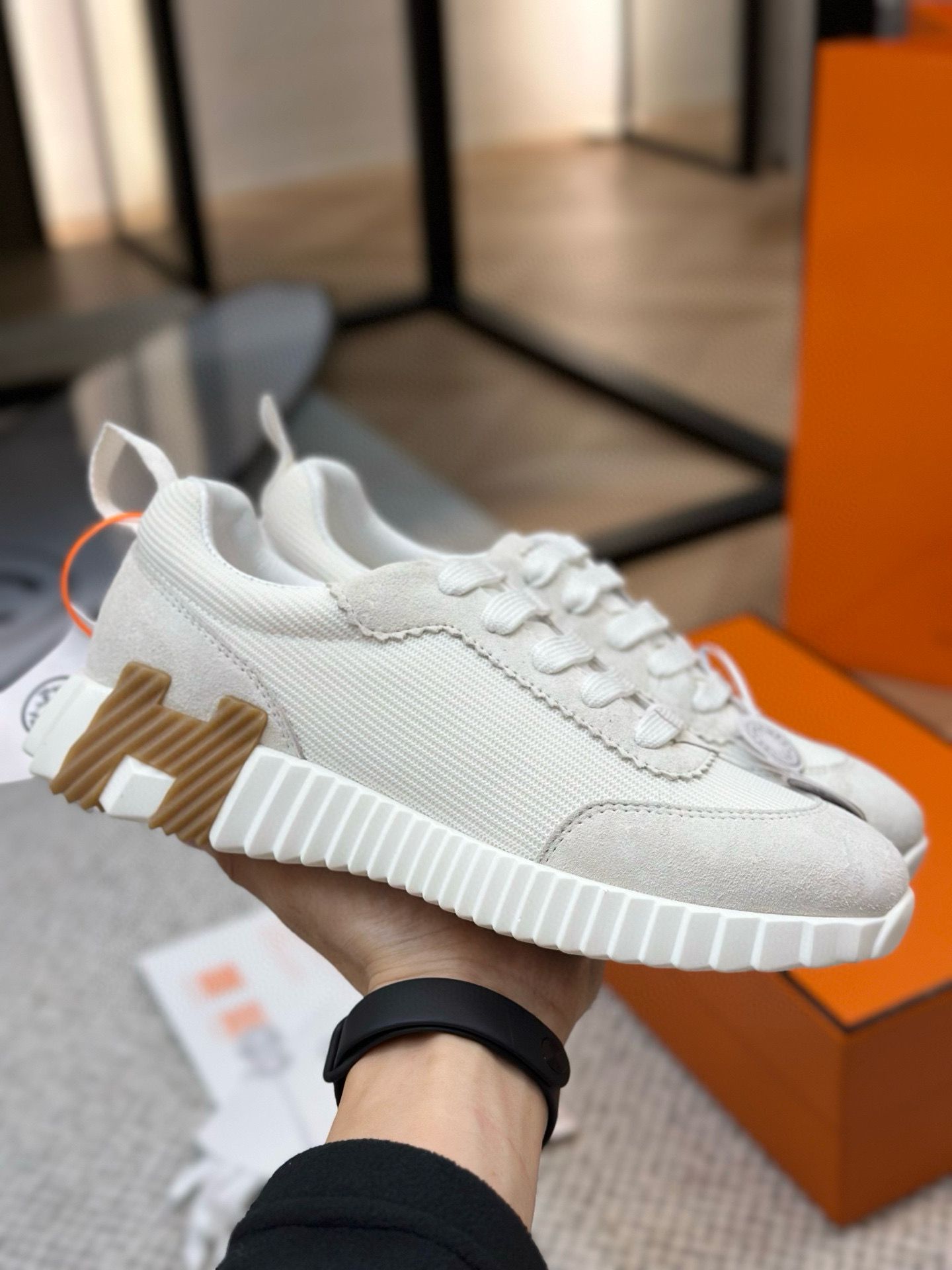 [HERMES] 에르메스 바운싱 스니커즈 남녀공용