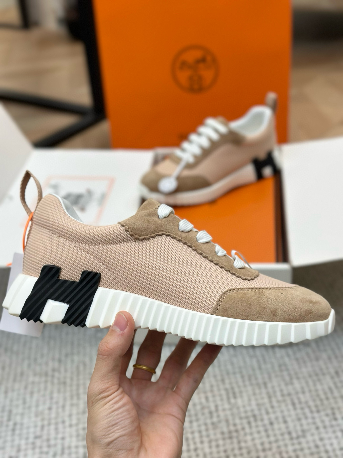 [HERMES] 에르메스 바운싱 스니커즈 남녀공용