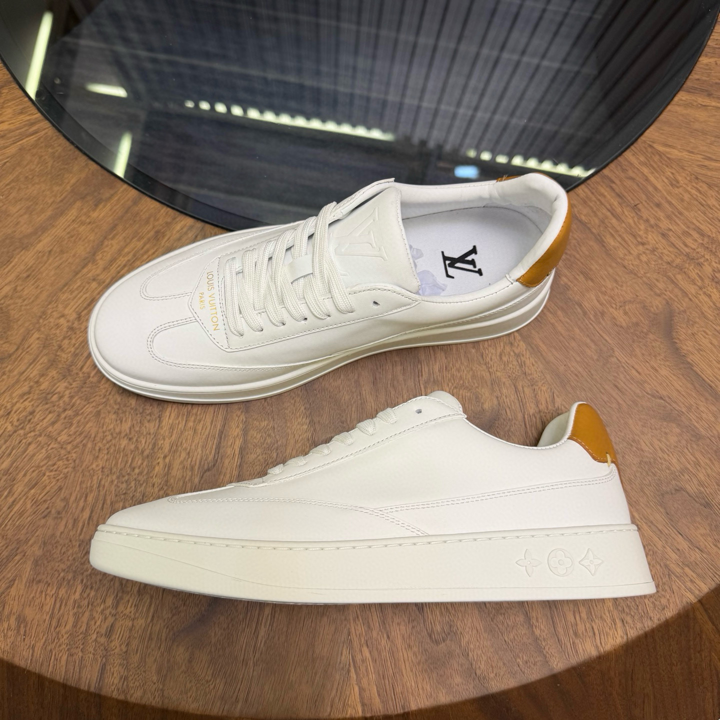 [LOUIS VUITTON] 루이비통 LV FLASH 스니커즈 남성용