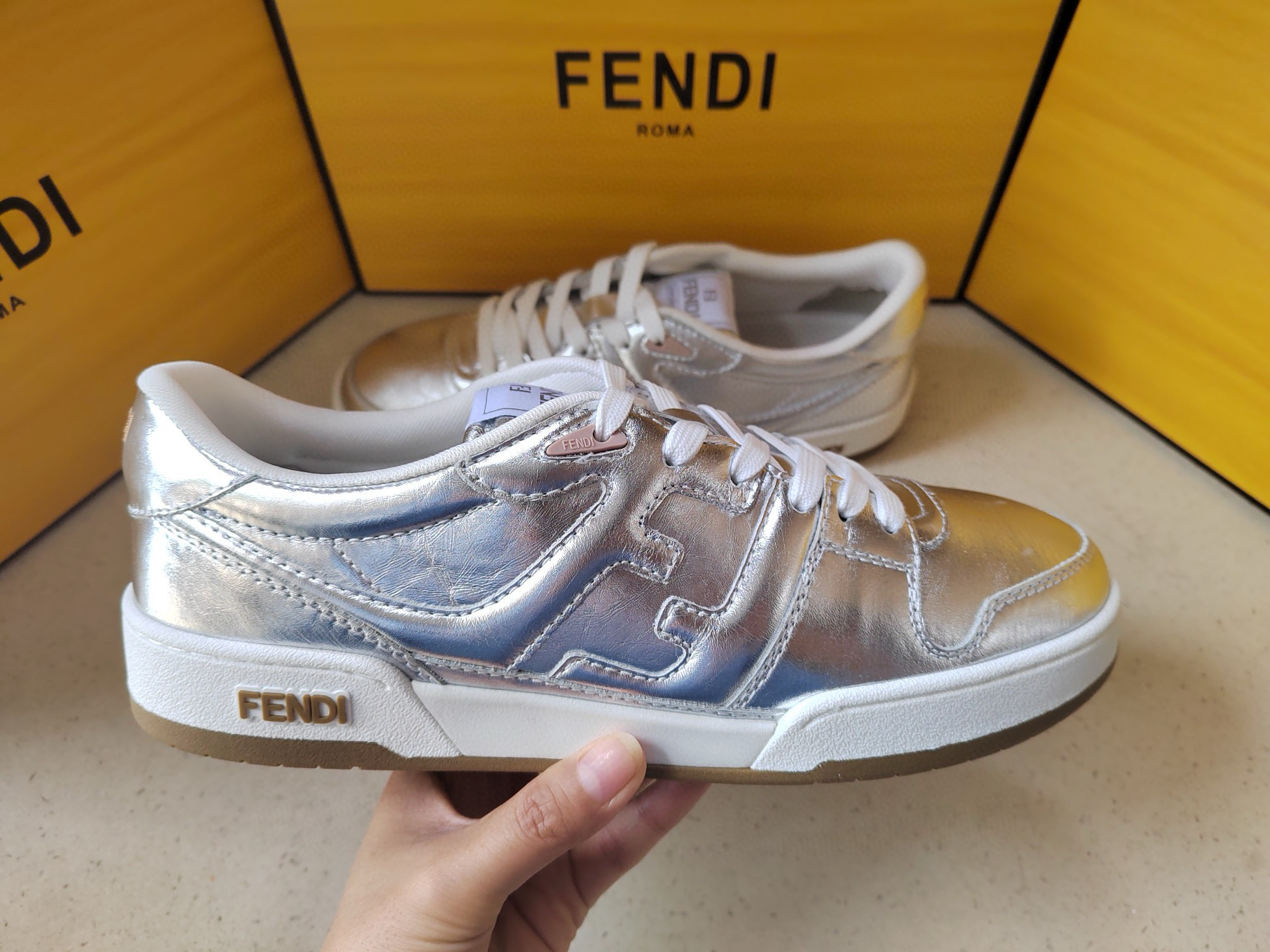 [FENDI] 펜디 매치 스니커즈 남녀공용