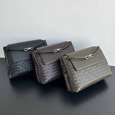 [BOTTEGA VENETA] 보테가 베네타 미디움 안디아모 메신저백 807715