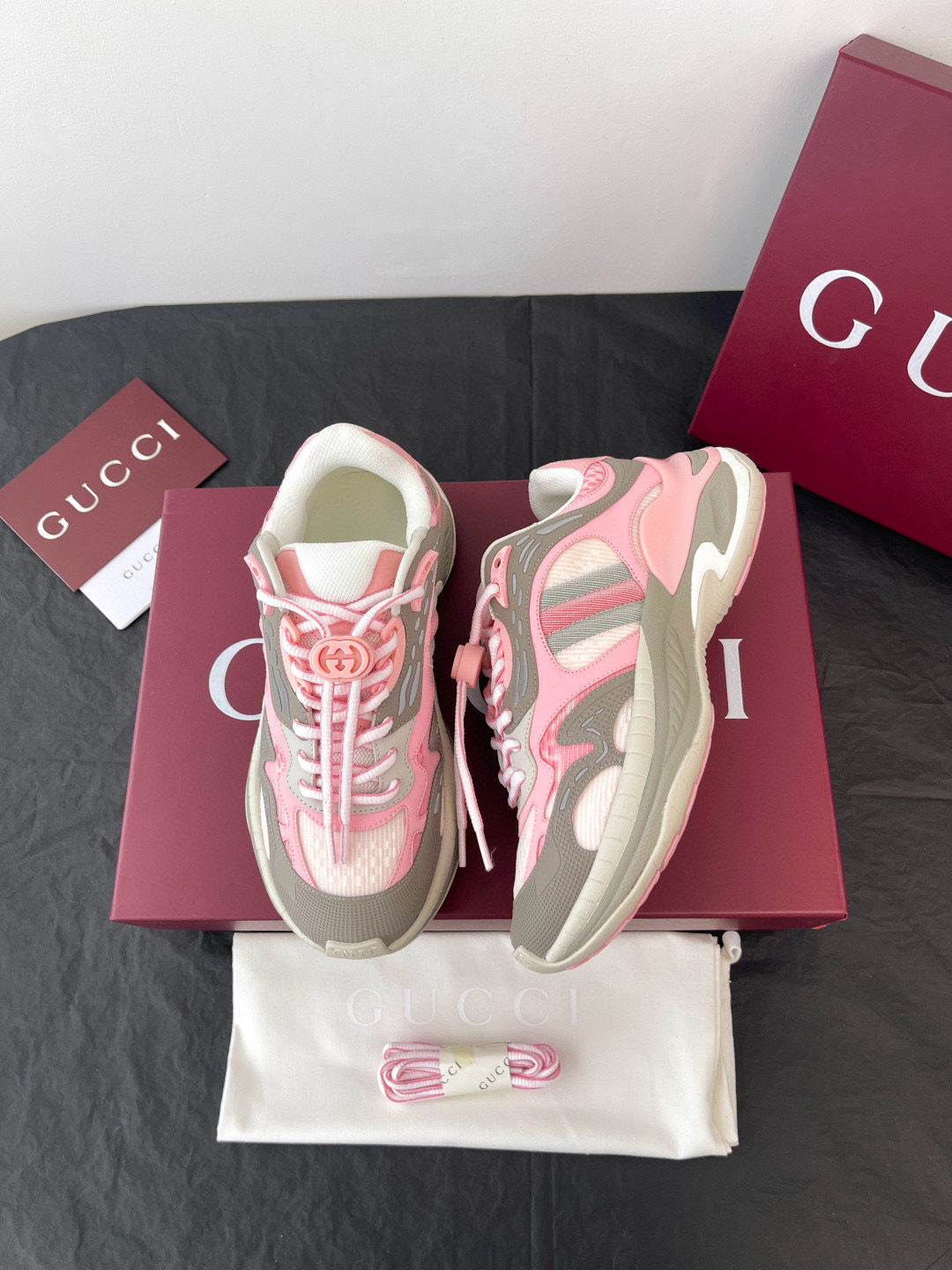 [GUCCI] 구찌 2.0 스니커즈 남녀공용