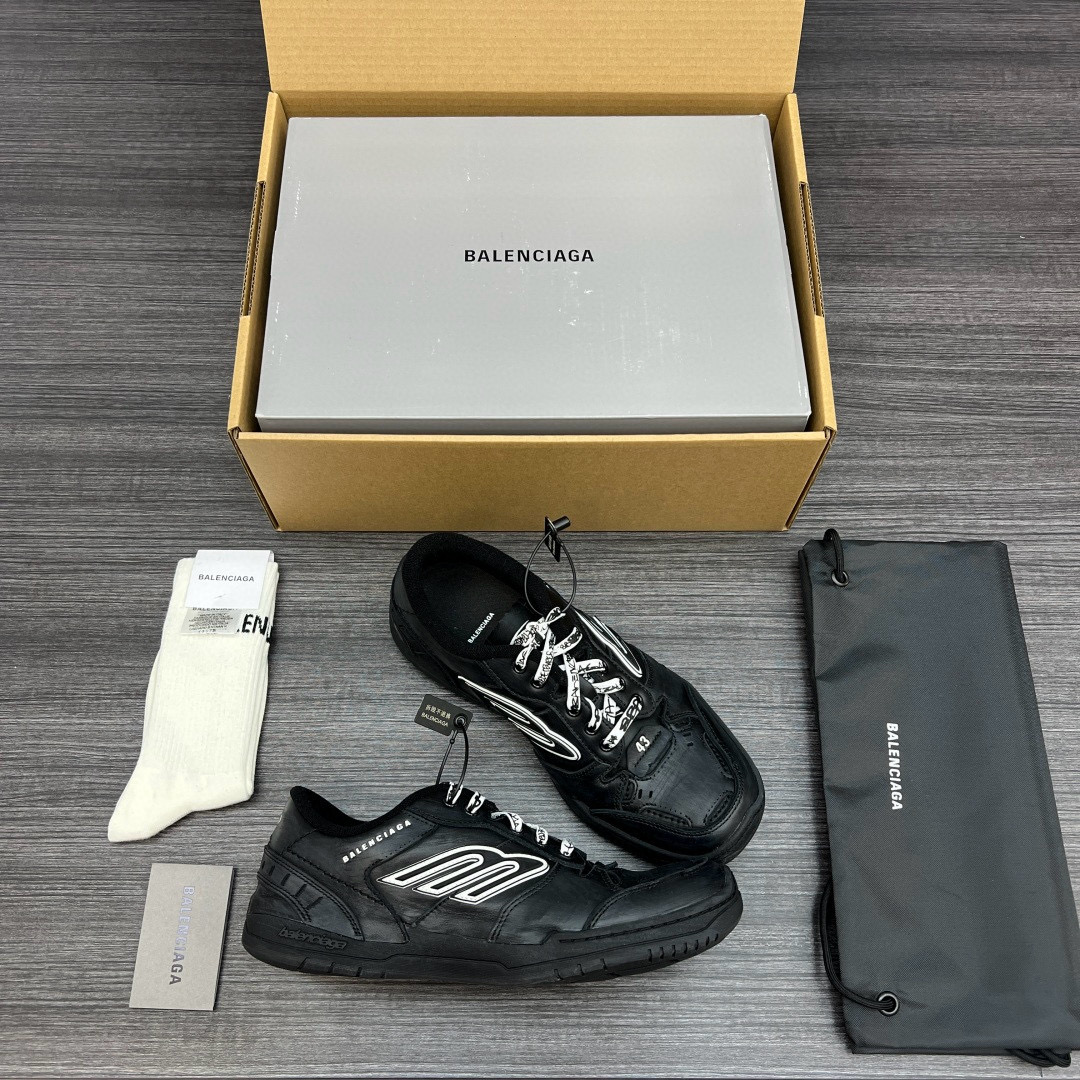 [BALENCIAGA] 발렌시아가 햄튼스 원 아웃 스니커즈 남녀공용