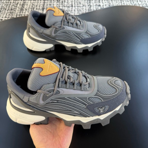 [LOUIS VUITTON] 루이비통 LV 서밋 스니커즈 남성용